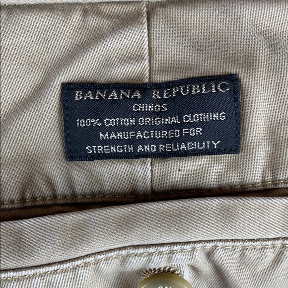 Banana Republic Chinos - Picture 4 of 4